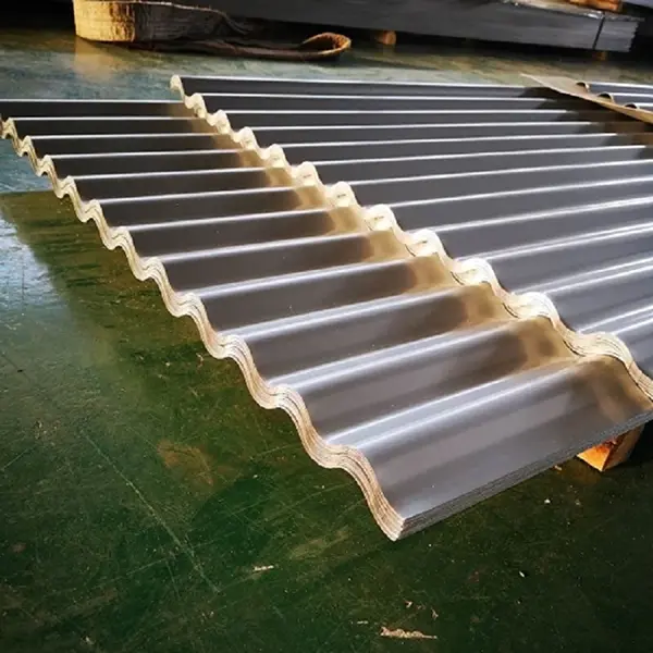 Metallväggpaneler